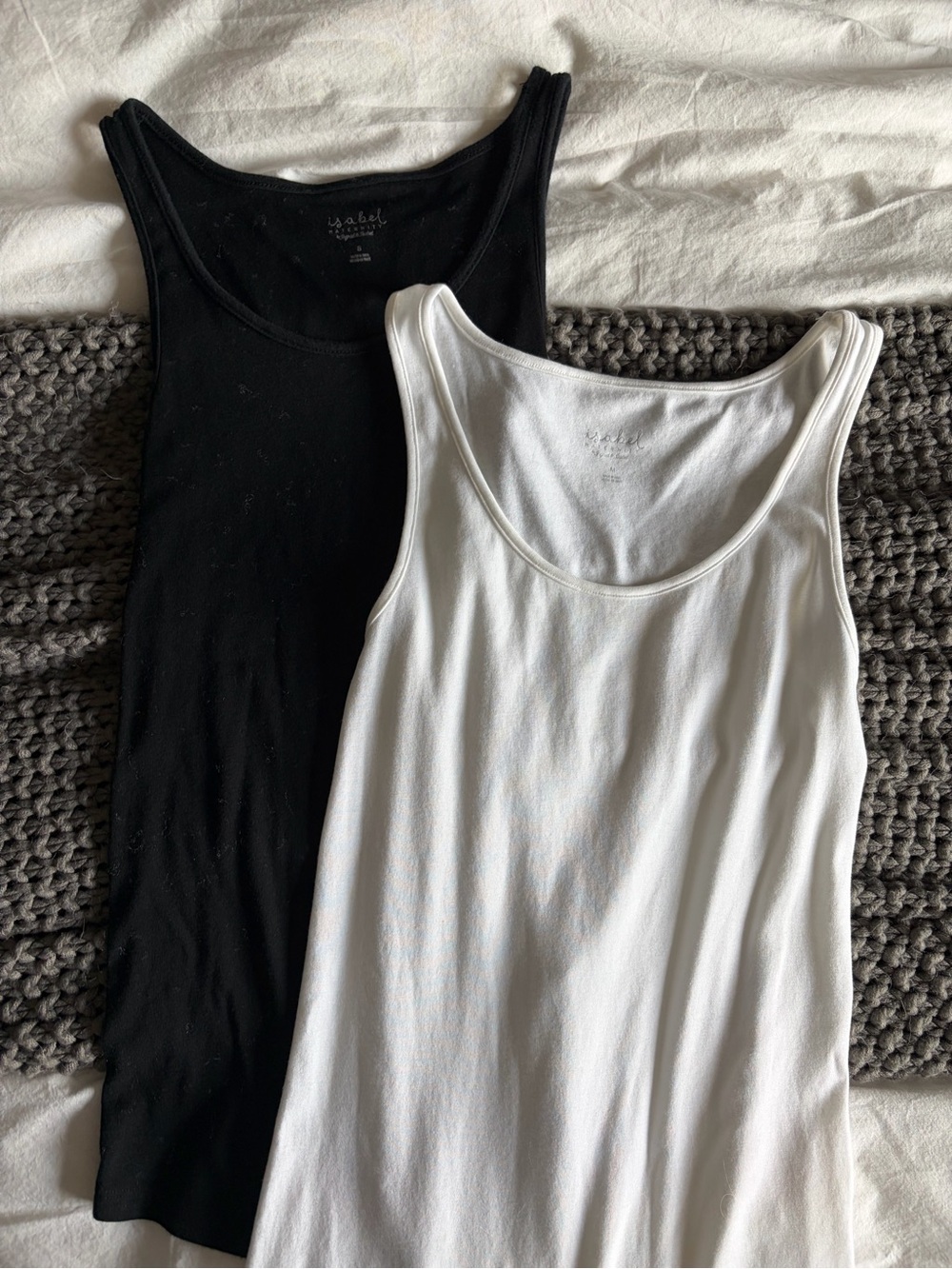 Everyday Scoop Neck Tank Top - Black & White